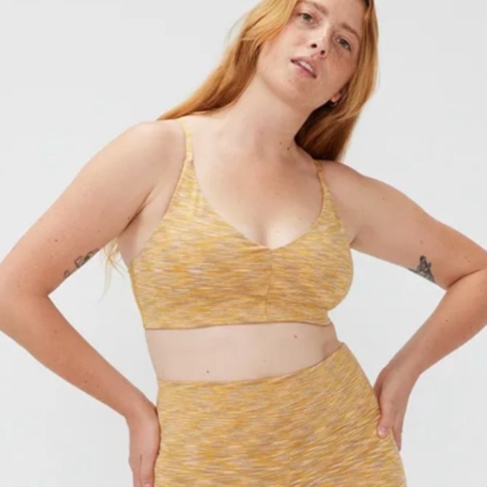 Outdoor Voices Flow FreeForm Coord Bralette in Sunset Yellow Size Medium - Picture 3 of 10